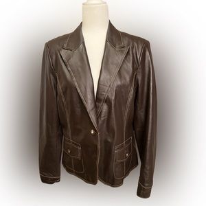 Uniform John Paul Richard 100% Leather jacket. Size L. Gently worn.
